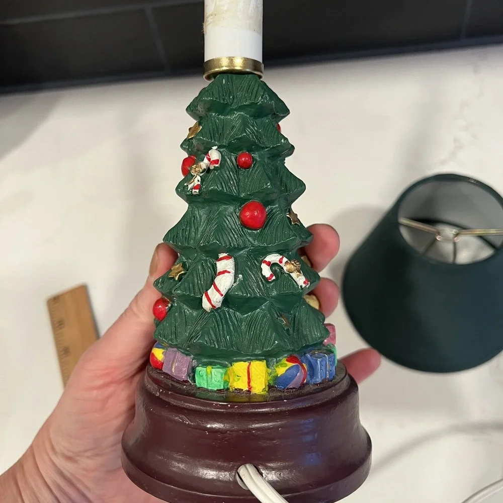 Christmas Tree Holiday Accent Table/Desk Lamp w/ Shade Green Resin Wood Base 10